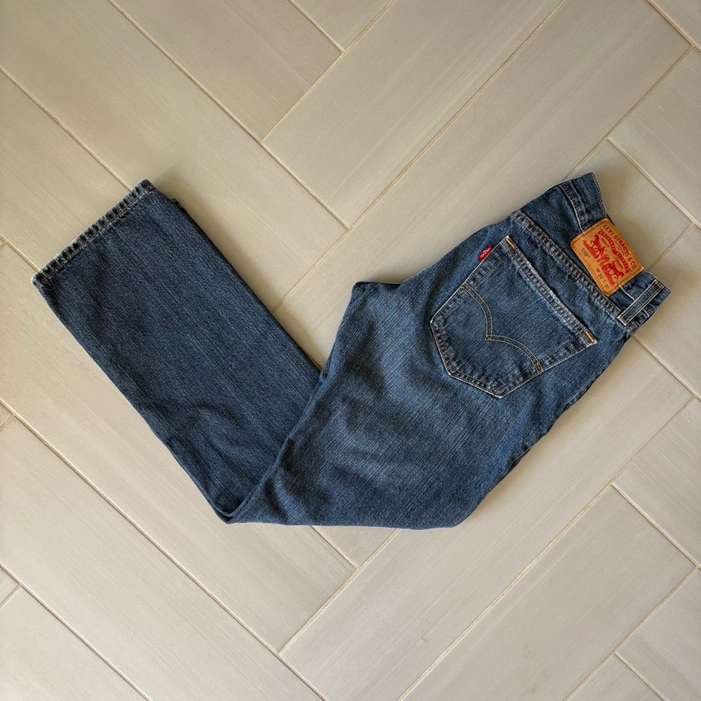 Levi’s 559 Relaxed Straight Jeans
Made in 2024 | Size 30x30–see measurements